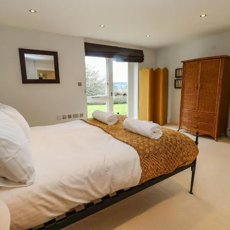 Holiday home Penarvon House Helford